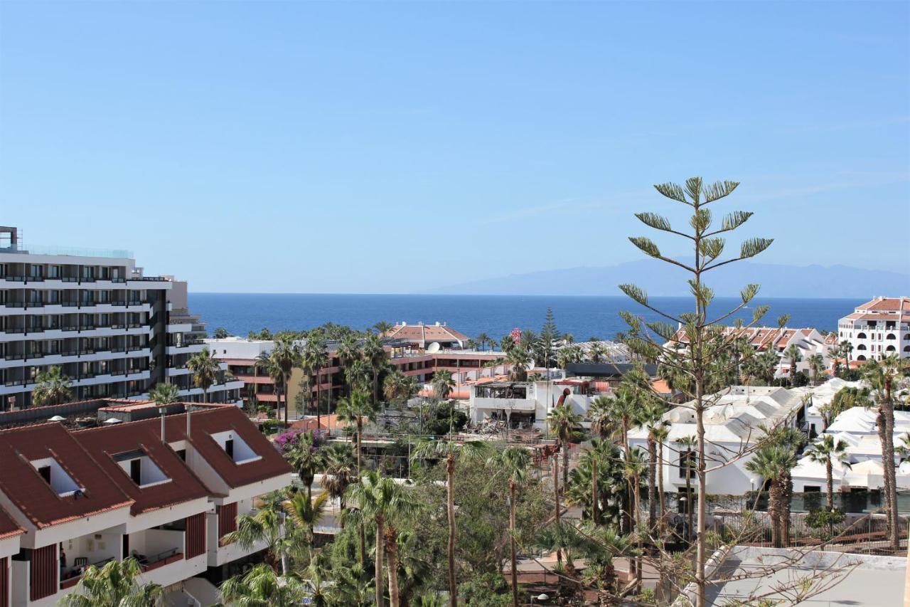 Superb Seaview Apartment In Playa De Las Americas Экстерьер фото
