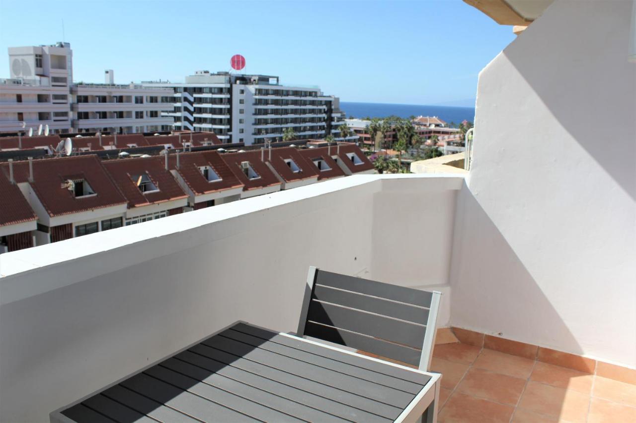 Superb Seaview Apartment In Playa De Las Americas Экстерьер фото